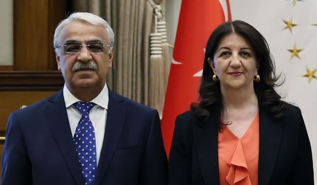 DEM Parti İmralı Heyeti, Cumhurbaşkanı Yardımcısı Cevdet Yılmaz ile görüştü