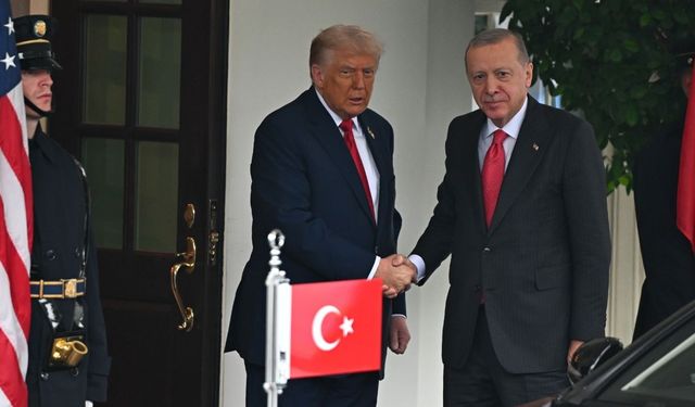 Trump'tan Cumhurbaşkanı Erdoğan'a övgü: Benim dostum, diğer liderlerden çok farklı