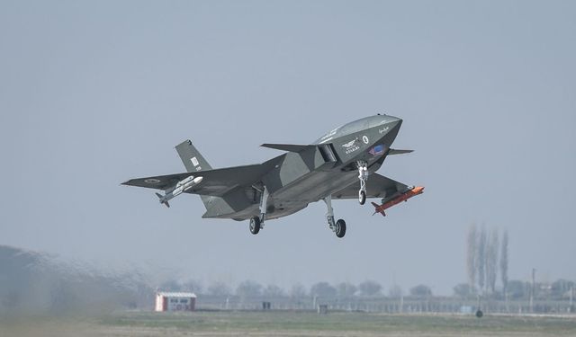 MURAD ile gördü, GÖKDOĞAN ile vurdu: Bayraktar KIZILELMA hava-hava füzesiyle dünyada ilke imza attı