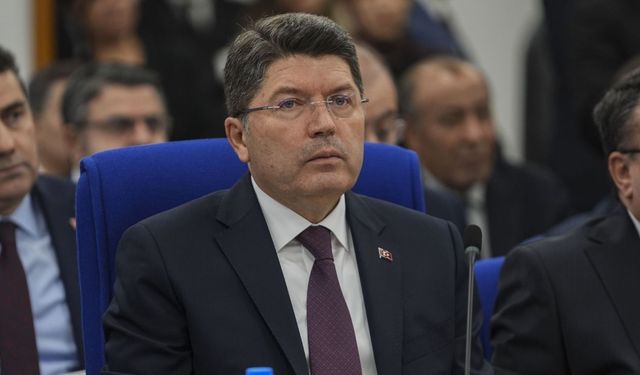 Bakan Tunç'tan, Adli ve İdari Yargı Mazeret ve Müstemir Yetki Kararnameleri'ne ilişkin açıklama