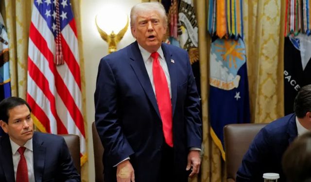 ABD Başkanı Trump'tan "gerekirse Venezuela topraklarını da vururuz" tehdidi