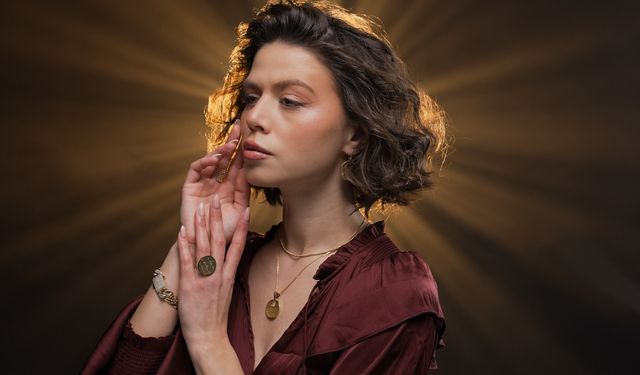 Aslı Gold: Online Altın Takı Alışverişinde Güven, Zarafet ve Kalite