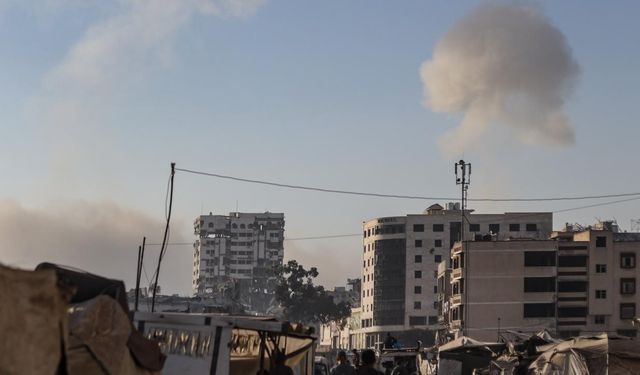 Katil İsrail ateşkese rağmen Gazze'de hava ve topçu saldırıları düzenledi