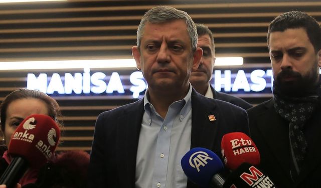 Özgür Özel'den Gülşah Durbay'ın ailesine taziye ziyareti