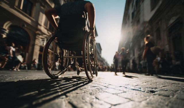 İlk Kez Tekerlekli Sandalye Alacaklar Nelere Dikkat Etmeli?