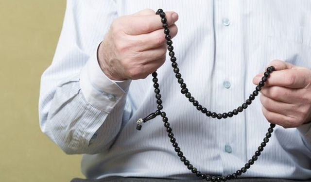 Recep Ayı Tesbihleri Nelerdir? Günlük Zikirler