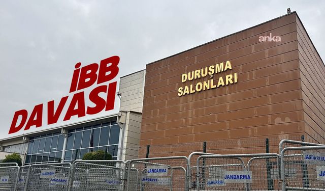 İBB Davası'na "gerçeğe aykırı olduğu değerlendirilen basın kartı"yla giren ve fotoğraf çekimi yapan şahıs tutuklandı