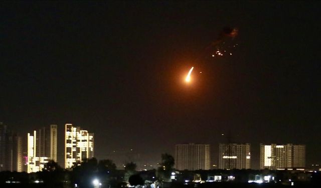 Irak, hava sahasını 3 gün daha kapalı tutacak