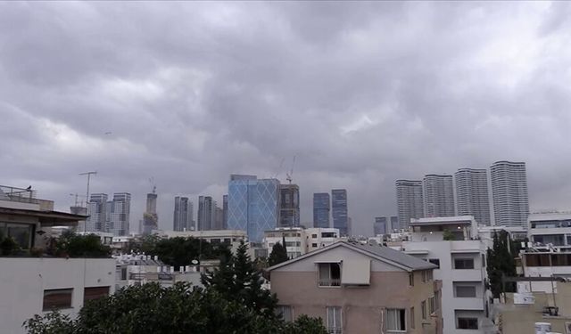 İran'ın misillemesinin ardından İsrail'in güneyinde sirenler çaldı