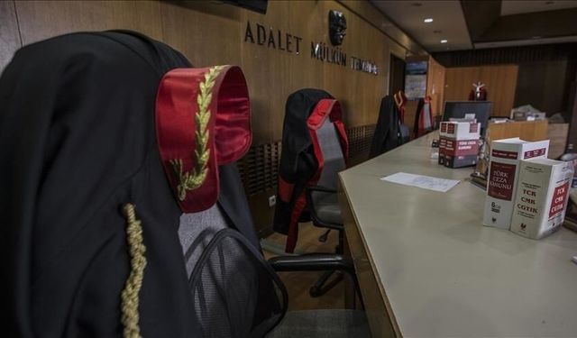 "İmamoğlu çıkar amaçlı suç örgütü" davasında 18 sanık tahliye edildi