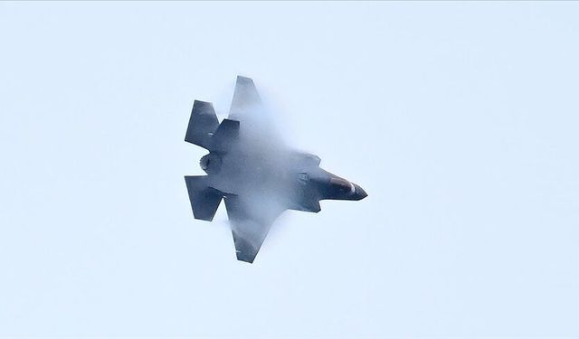 İran Devrim Muhafızları: Ülkenin orta kesimlerinde ABD'ye ait F-35 savaş uçağı düşürüldü
