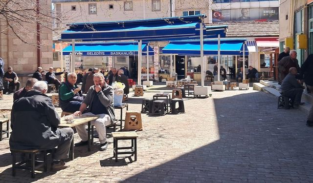 TÜİK'e "enflasyon" tepkisi: Gelsinler sokakta görsünler enflasyonu