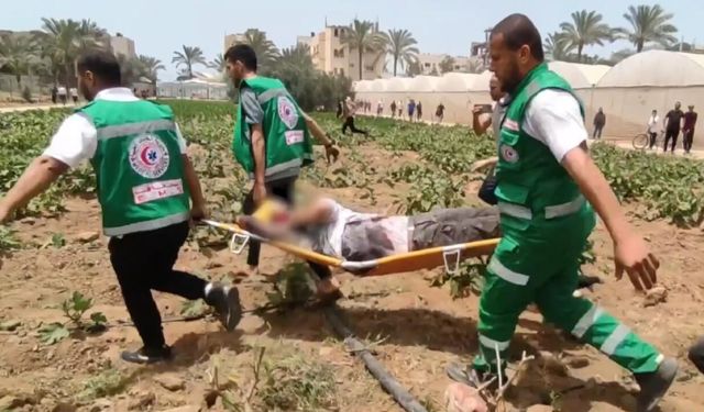 Soykırımcı İsrail, Gazze'de yemek dağıtım noktasına saldırdı: 3 kişi şehit oldu