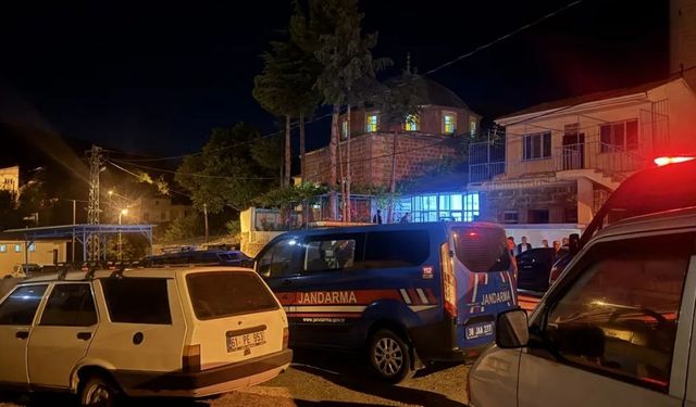 Feci olay: Cami avlusunda bıçaklı saldırı; iki kişi hayatını kaybetti