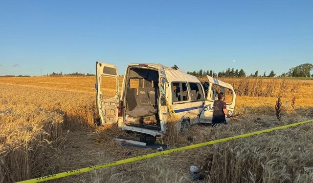 Silivri'de yolcu minibüsü devildi: 2 kişi öldü, 10 kişi yaralandı