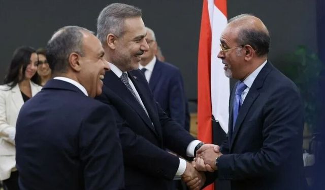Türkiye ile Mısır arasında çeşitli belgeler imzalandı