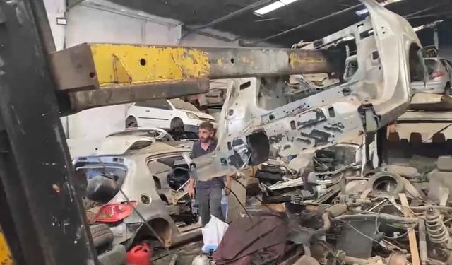 Araçların şasi numaralarını değiştiriyorlardı, 3 şüpheli gözaltında