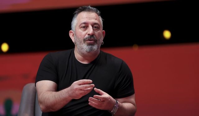 Çanakkale'de rahatsızlanan komedyen Cem Yılmaz'ın hastanedeki tedavisi sürüyor
