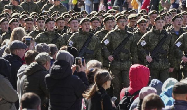 Rus ordusunda personel sayısı arttı