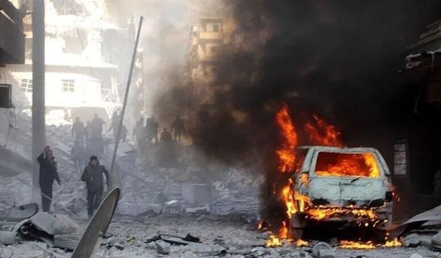 Suriye'nin Hama ilinde minibüs saldırısında 7 kişi öldü, 4 kişi yaralandı