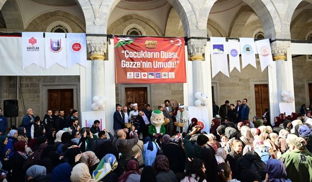 Geleneksel "Amin Alayı" bu yıl Gazzeli çocuklar için düzenlendi