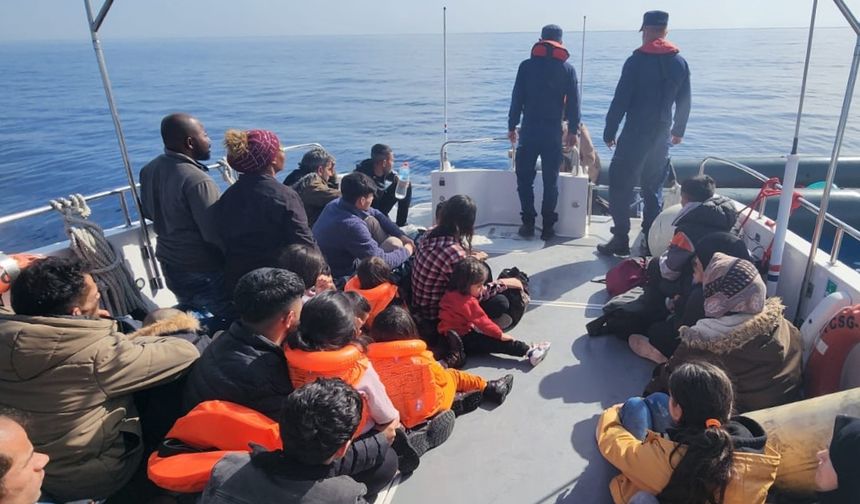 BM: Bu yıl Orta Akdeniz'i geçmeye çalışan 510 düzensiz göçmen hayatını kaybetti