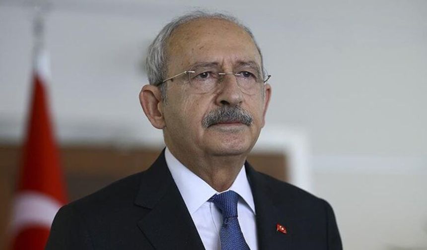İcra memurları, CHP kurultay davasında verilen ihtiyati tedbir kararını Kılıçdaroğlu'na tebliğ etti