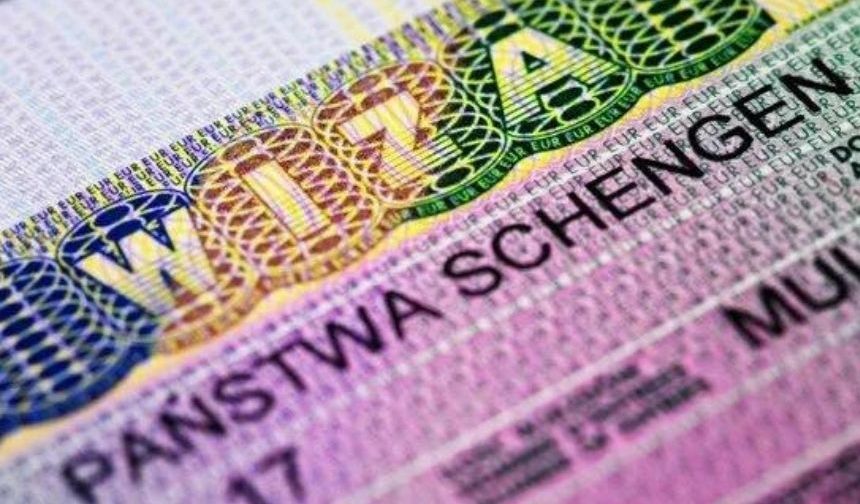 Almanya'dan Schengen vizesi açıklaması: Türkiye için vize işlemleri normal şekilde devam edecek