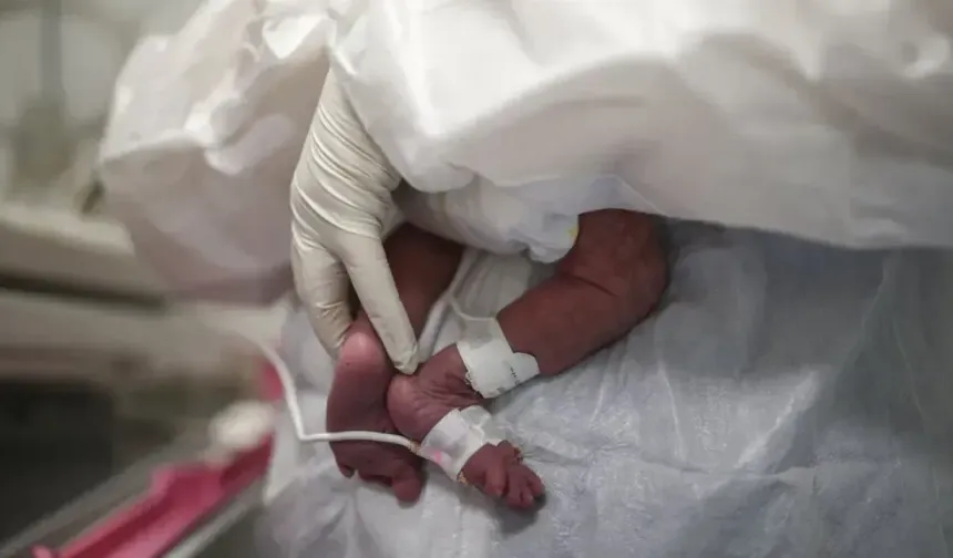 "Yenidoğan çetesi" davasının duruşması yarına ertelendi