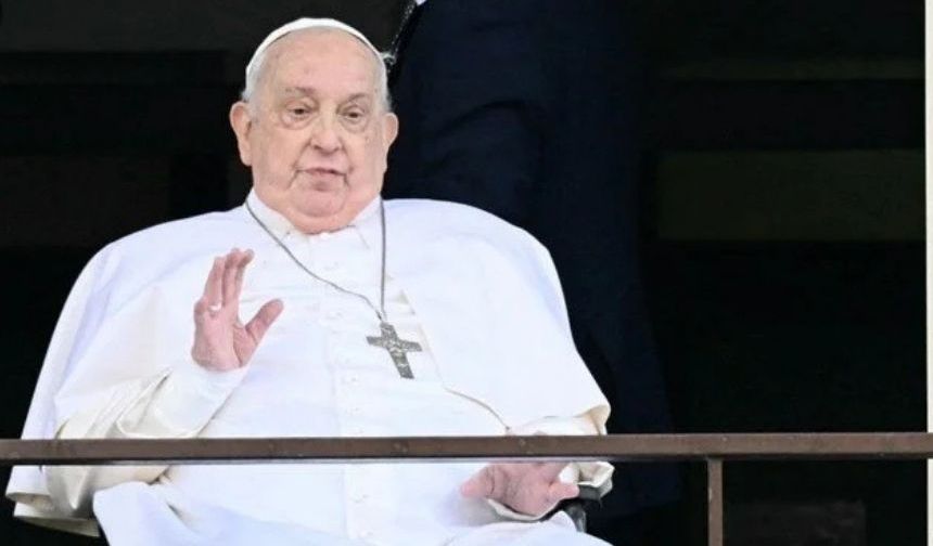 Katoliklerin ruhani lideri Papa Francis hayatını kaybetti