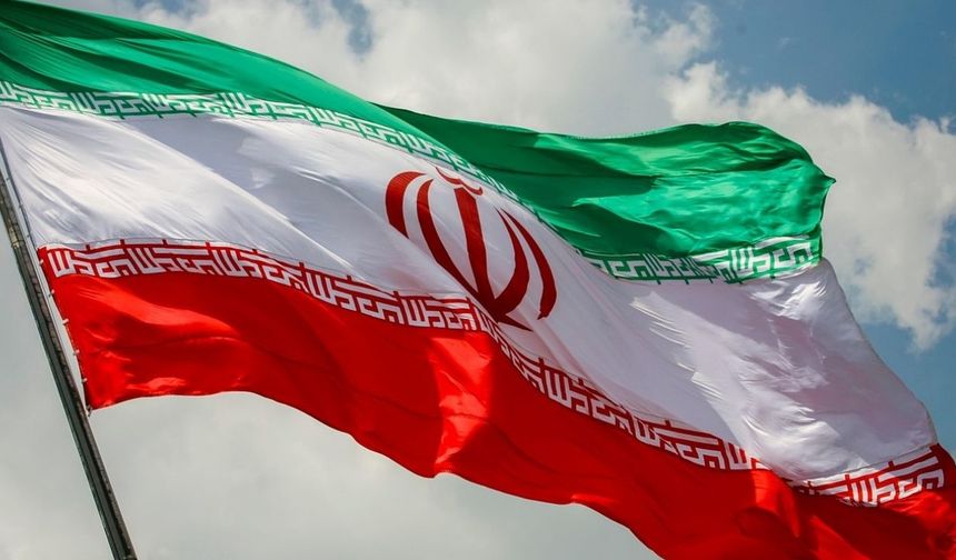 İran: Çıkarlara dayalı diyaloğa hazırız ancak saldırıya "daha önce hiç olmadığı gibi" karşılık veririz