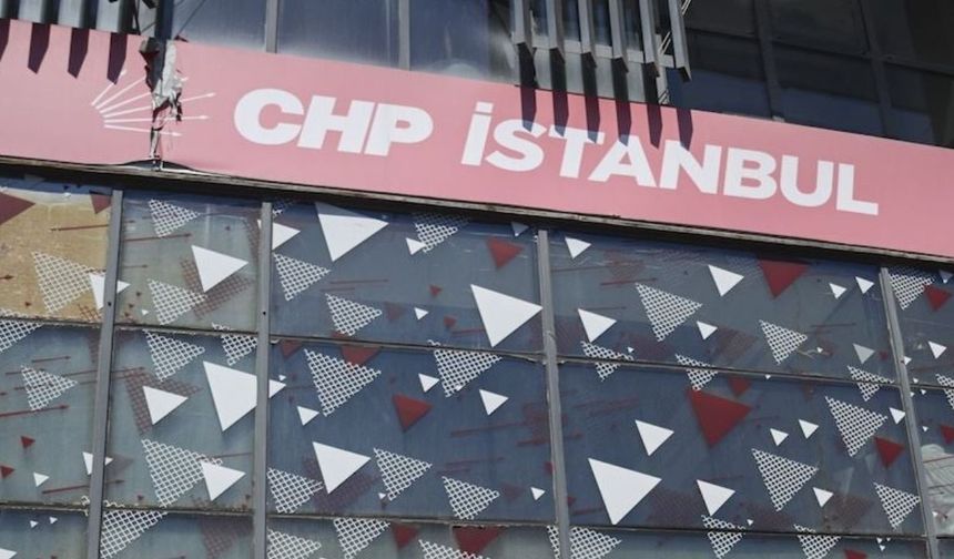 İstanbul’da CHP İl yönetiminden 39 kişi ve 36 ilçe başkanı istifa etti