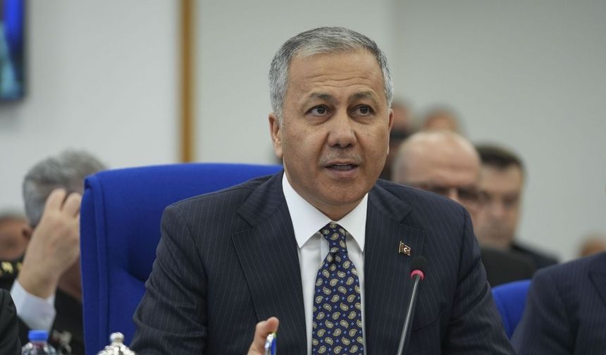 Bakan Yerlikaya'dan Özgür Özel'e tepki