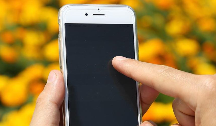 GSM aboneliklerinde yeni düzenleme: Çipli kimlik kartıyla hat açma zorunluluğu ve kişi başına hat sınırı geliyor