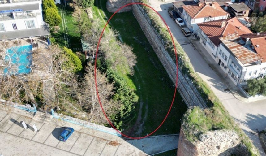 Papa rüzgarına kapıldı arsayı 5,5 milyona satışa çıkardı