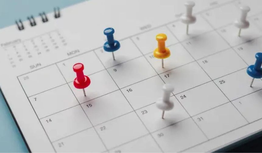Milyonlarca çalışanın gözü bu takvimde: Önümüzdeki yıl kaç gün tatil yapılacak? 2026 resmi tatil günleri belli oldu