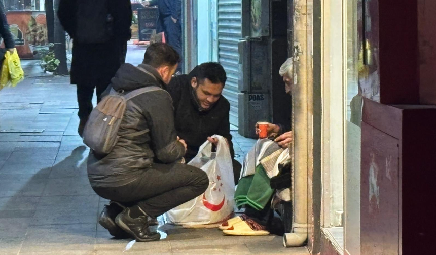 Genç Saadet’ten soğuk gecelerde sıcak dayanışma