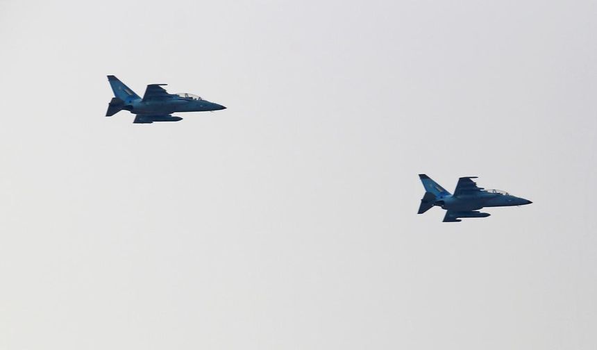 Myanmar'da ordunun Arakan eyaletindeki hava saldırısında 33 kişi öldü