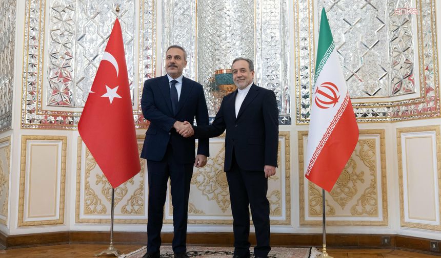 Dışişleri Bakanı Fidan, İranlı mevkidaşı Arakçi ile görüştü