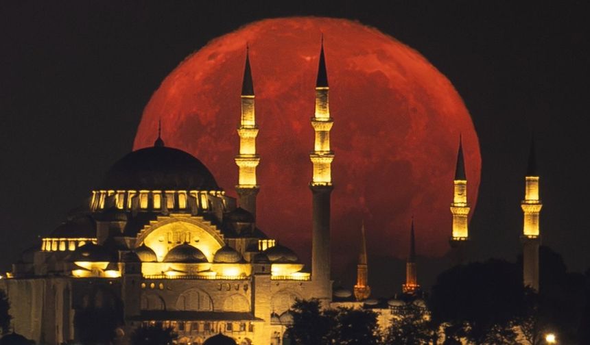 Ramazanın müjdecisi Berat Gecesi bugün idrak edilecek