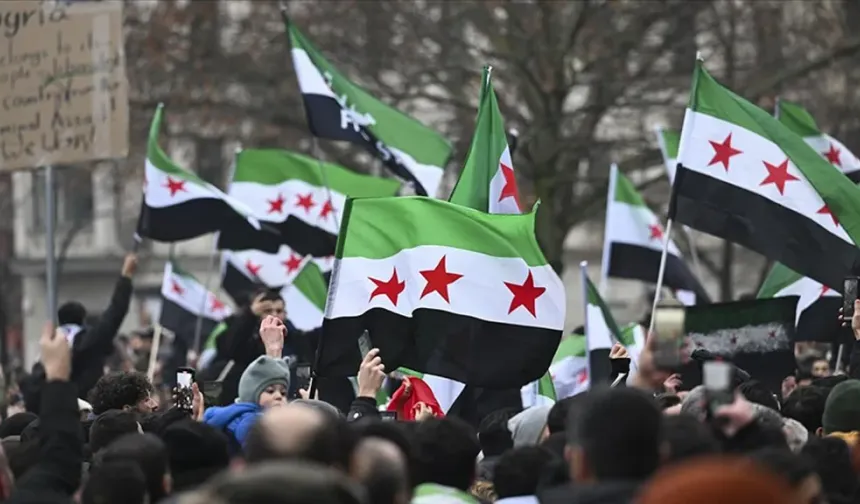 Suriye hükümeti valilerin yetkilerini artırdı