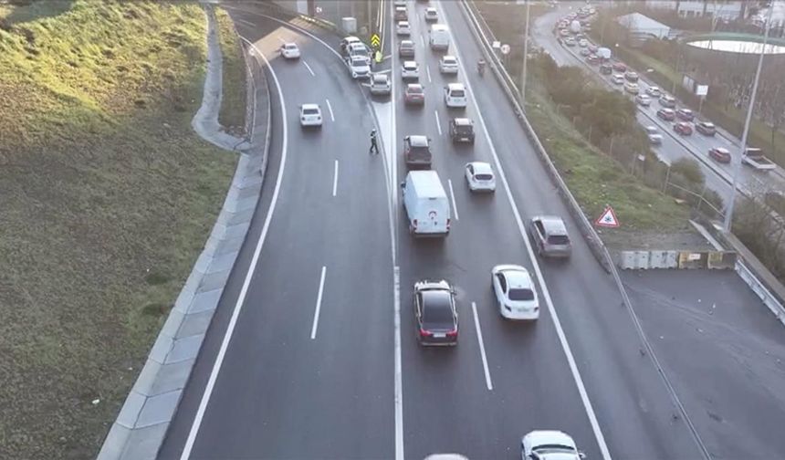 İstanbul'da dron destekli taralı alan ve şerit ihlali denetiminde 842 araca ceza