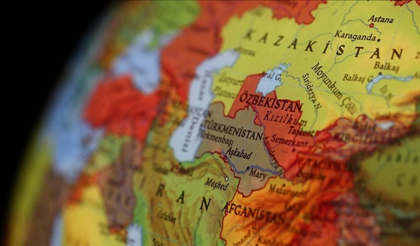 ABD son 48 saatte Orta Doğu'daki üslerine onlarca savaş ve tanker uçağı sevk etti