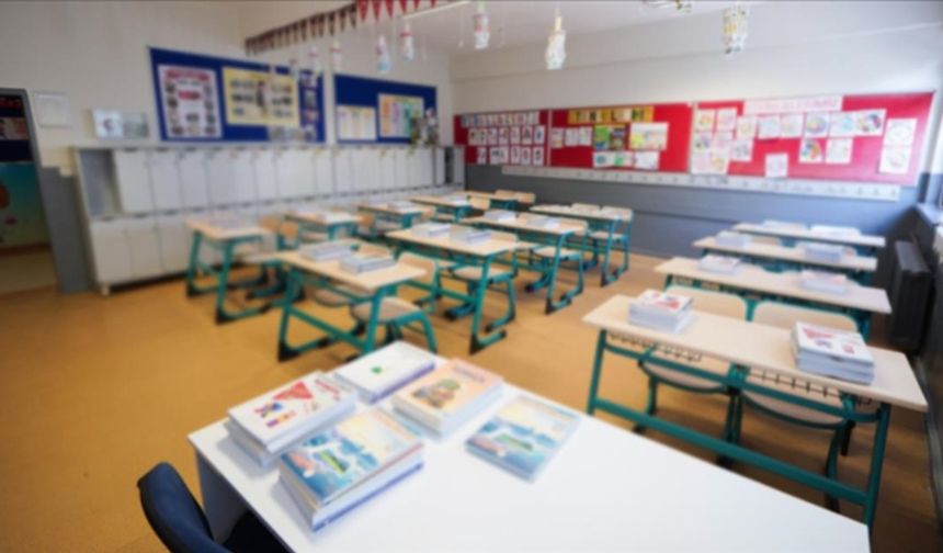 Depremin vurduğu 4 ilde 6 Şubat'ta eğitime ara verilecek