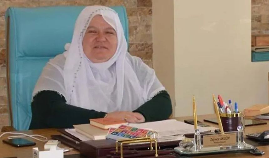 Belediye başkanına kıyafeti üzerinden hakaret eden kişi İYİ Parti'den ihraç edildi