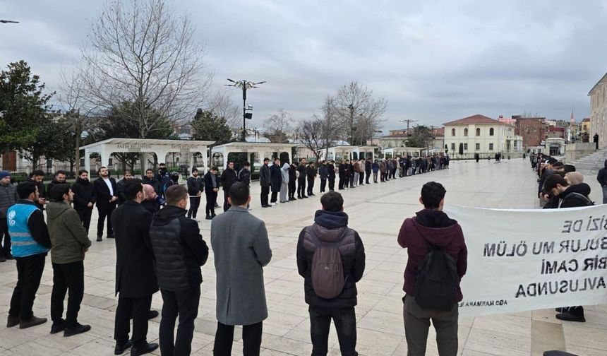 Fatih Camii’nde Metin Yüksel anması: “En büyük ibadet Hakk’ı müdafaa etmektir”