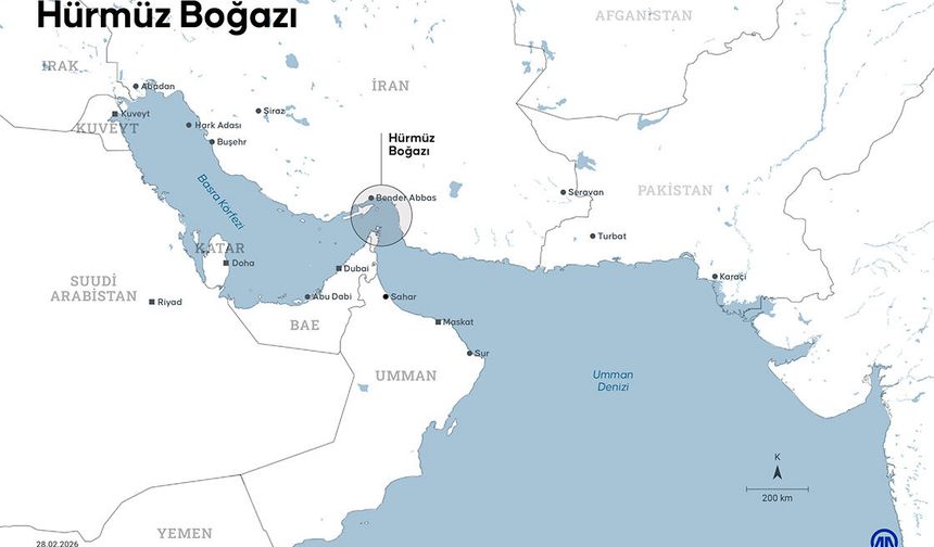 Hürmüz Boğazı, küresel enerji ticaretinin yüzde 20'sinin gerçekleştiği stratejik geçitlerden biri