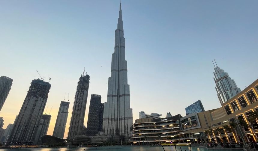 İran: BAE'nin Dafra Hava Üssü'ndeki Amerikan güçlerini çok sayıda insansız hava aracıyla vurduk