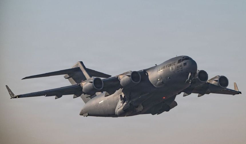 CENTCOM: Irak'ta düşen ABD'ye ait KC-135 yakıt ikmal uçağında bulunan tüm mürettebat öldü