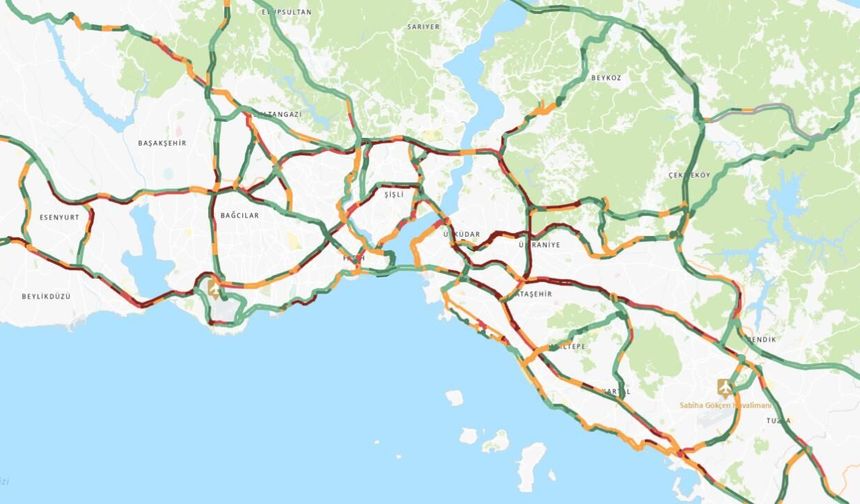 İstanbul'da bayramın ikinci gününde trafik yoğunluğu yüzde 74'e çıktı